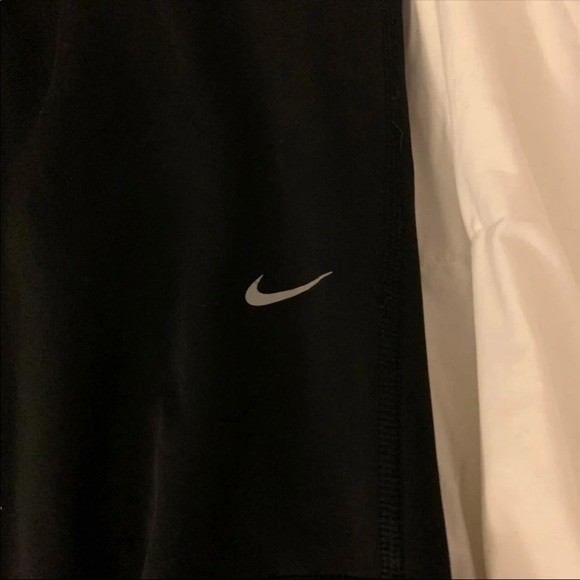Nike Black Running Leggings - Picture 2 of 4